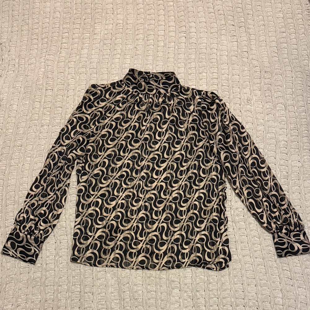 NWOT H&M Sheer Chiffon Black and Gold Mock Neck Blouse